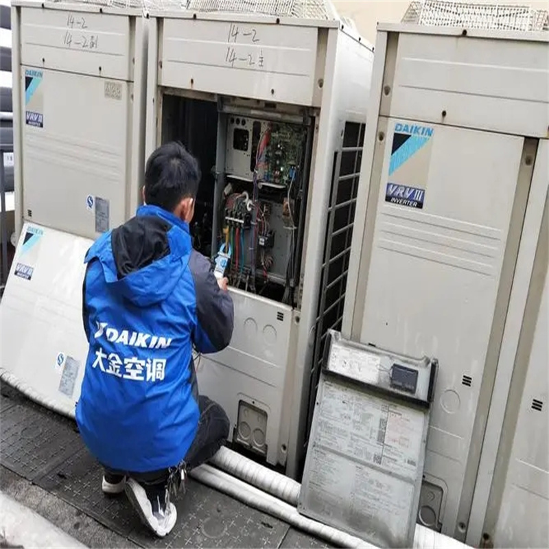 深圳宝安机场柜机空调跳闸故障维修